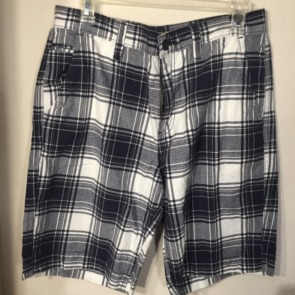 Men's Sonoma Plaid Flat Front Shorts, 32W